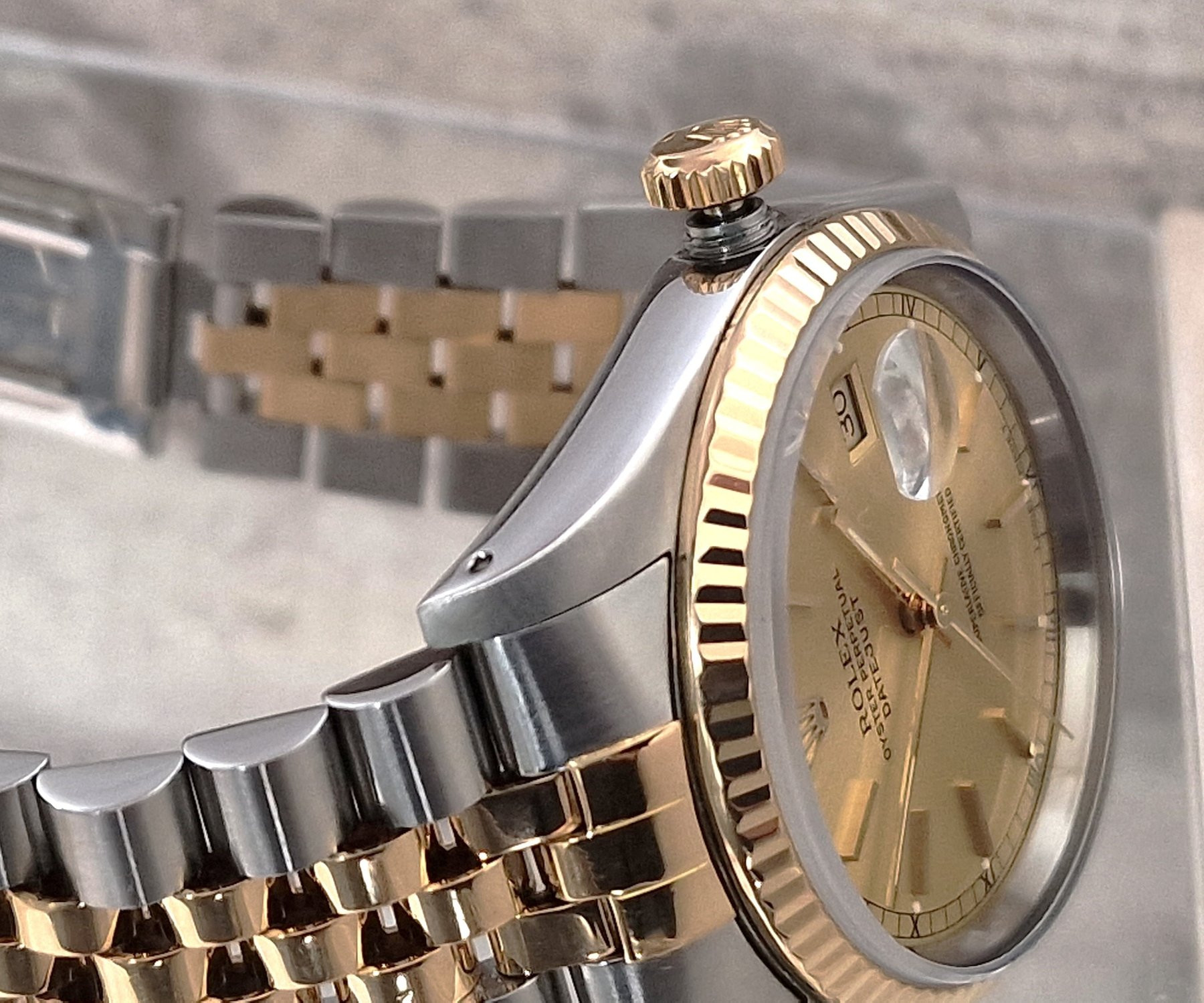 Rolex Oyster Perpetual Datejust 16233