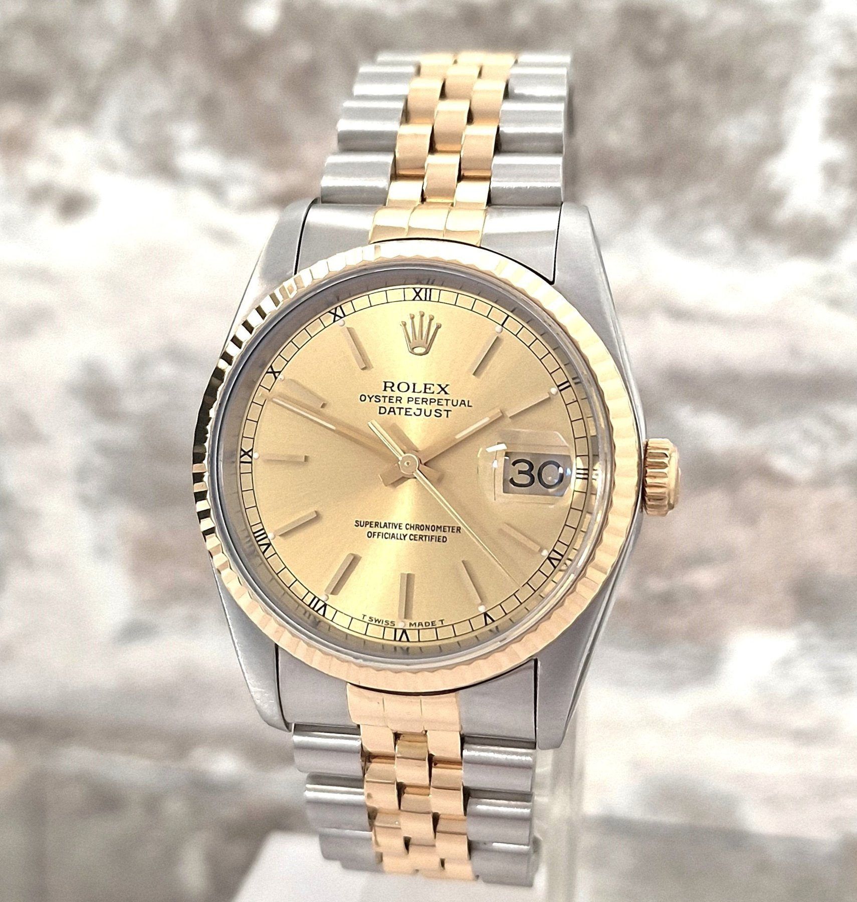 Rolex Oyster Perpetual Datejust 16233