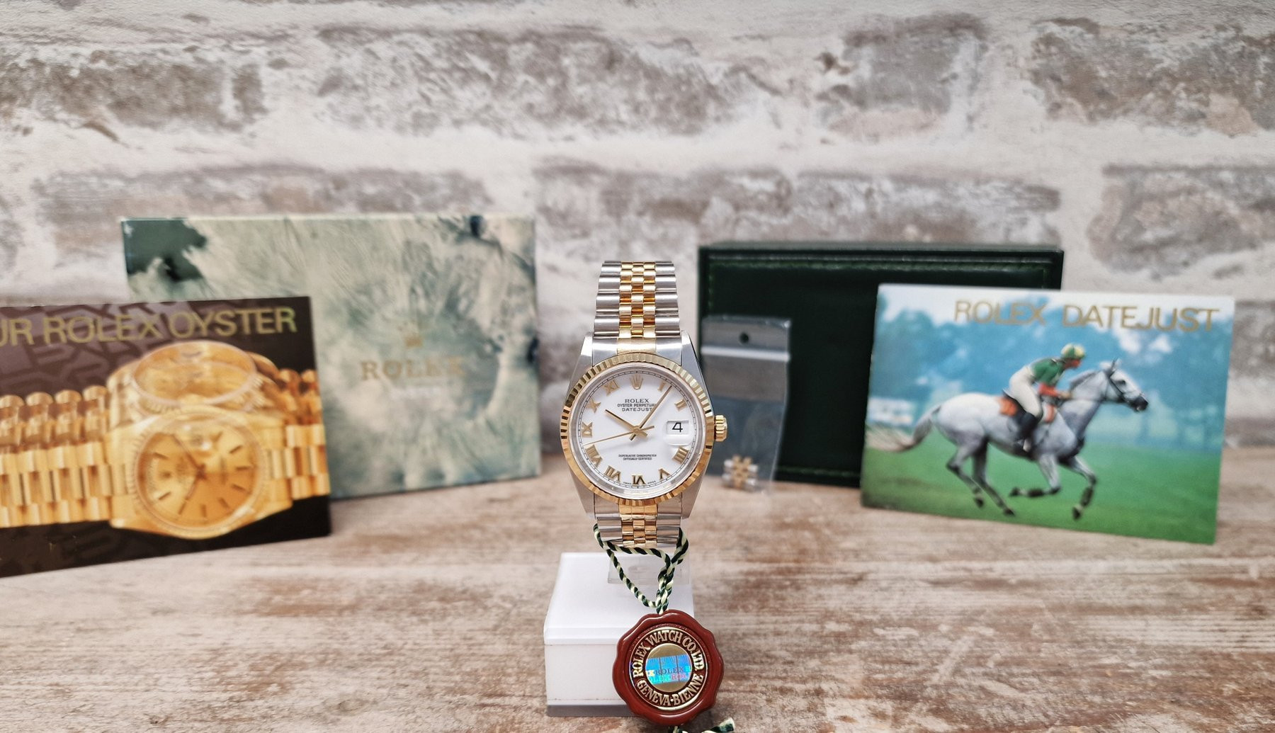 Rolex Oyster Perpetual Datejust 16233