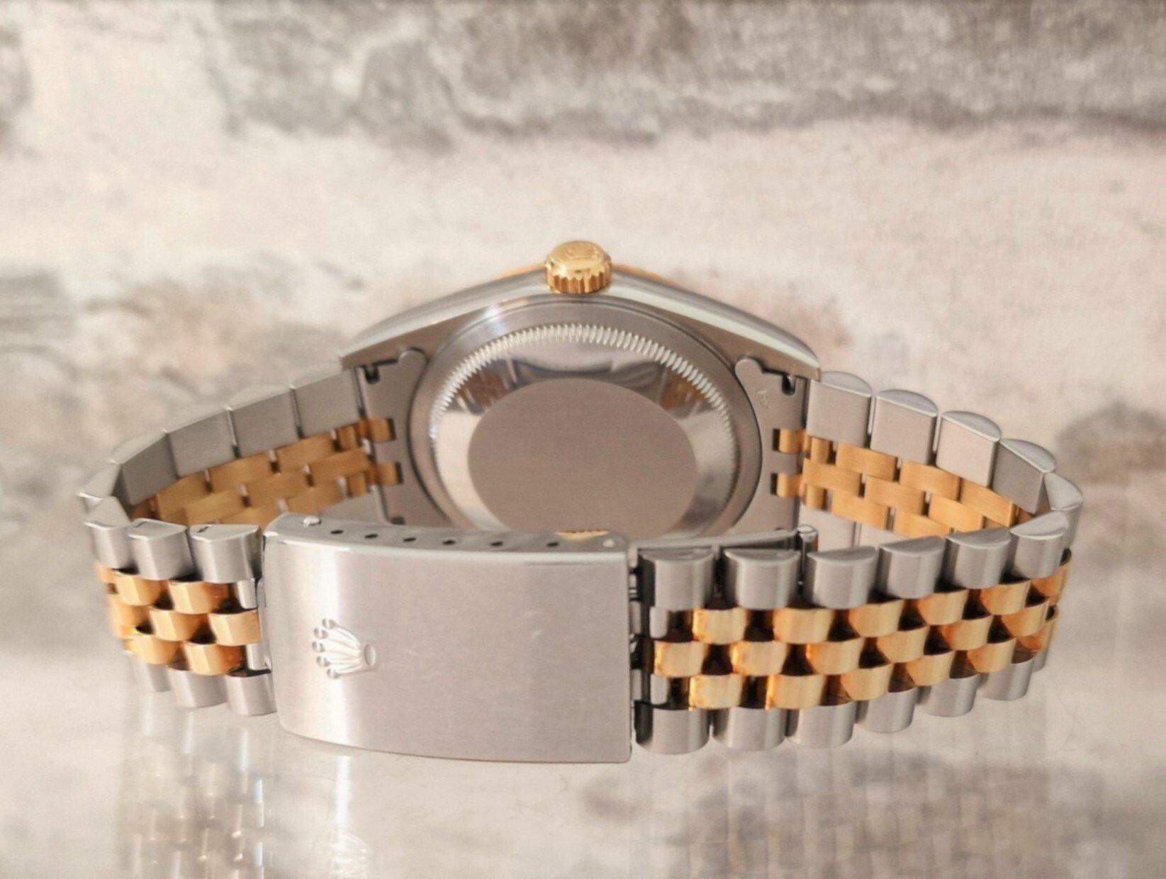 Rolex Oyster Perpetual Datejust 16233