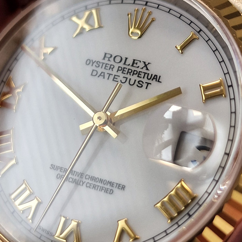 Rolex Oyster Perpetual Datejust 16233