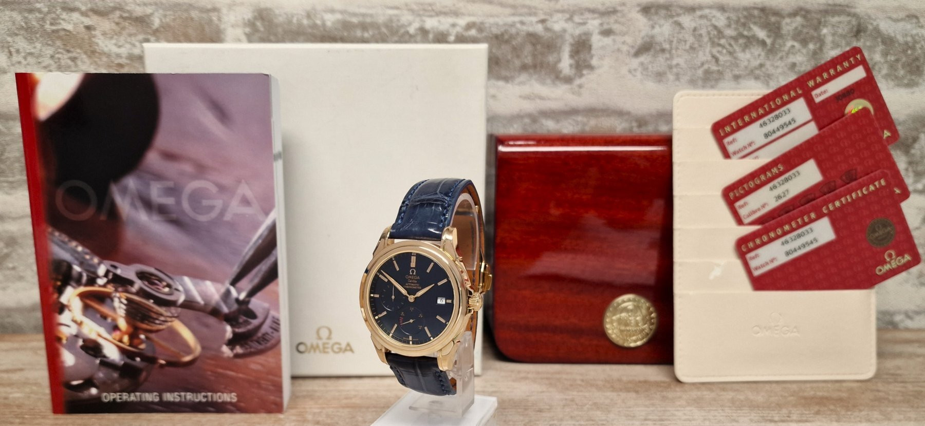 18k Omega De Ville Co-Axial power reserve - Full Set