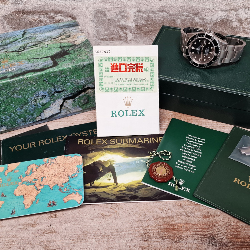 Rolex Submariner Date 16610. Full Set