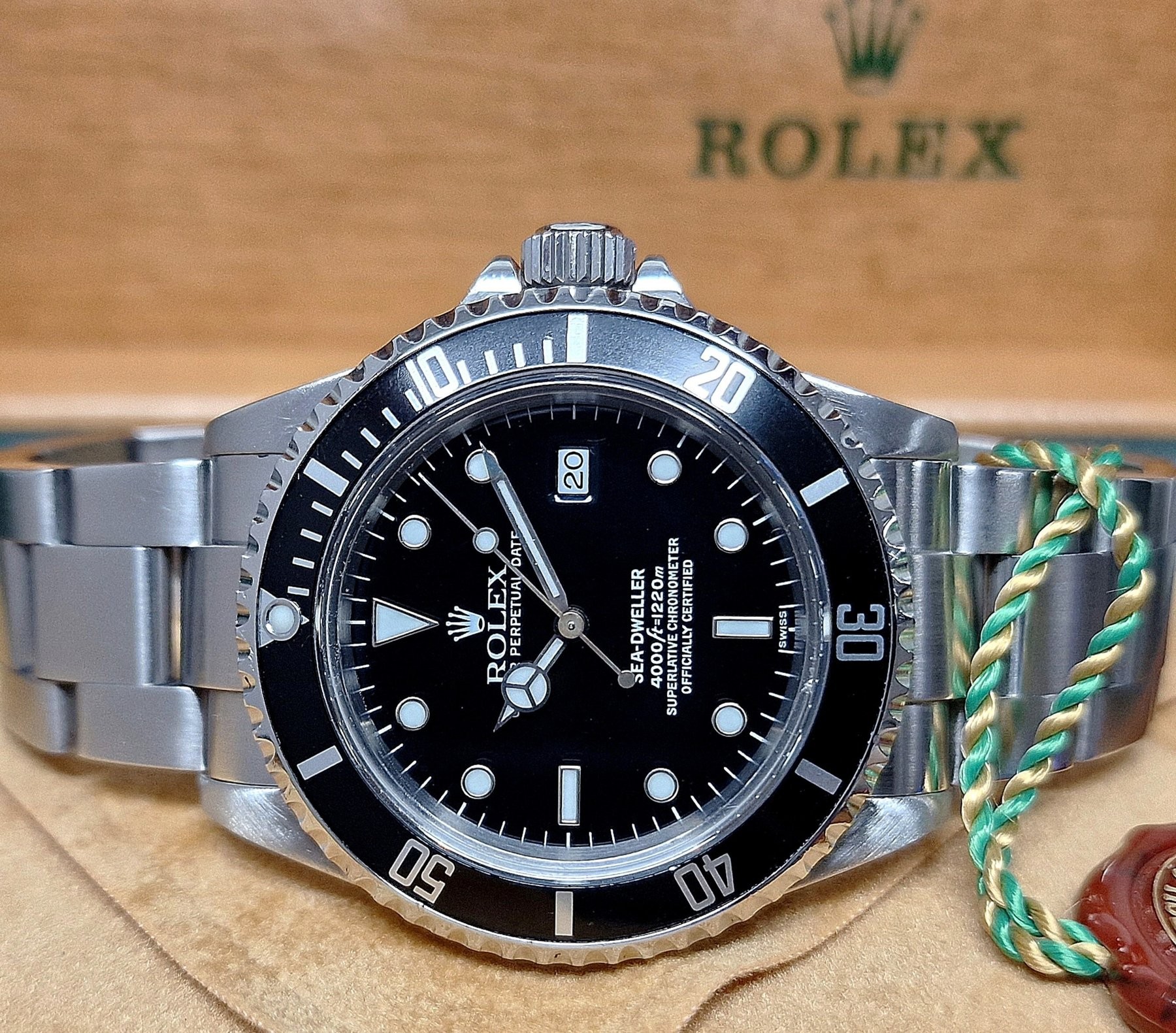 Rolex Sea-Dweller 16600 Full Set - Verkocht Rolex Sea-Dweller 16600 Full Set - Verkocht