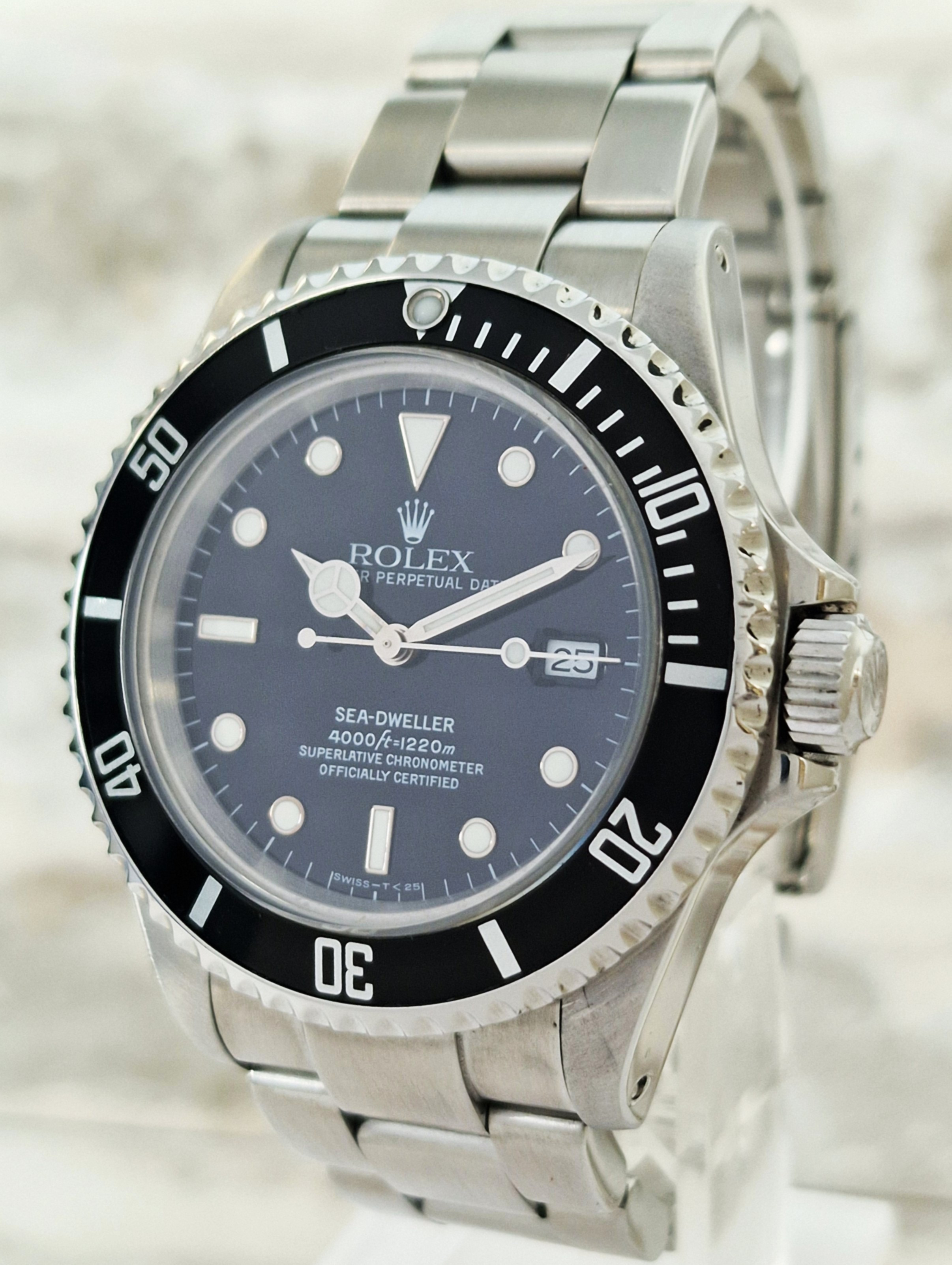 Rolex Sea-Dweller 16600 - Verkocht