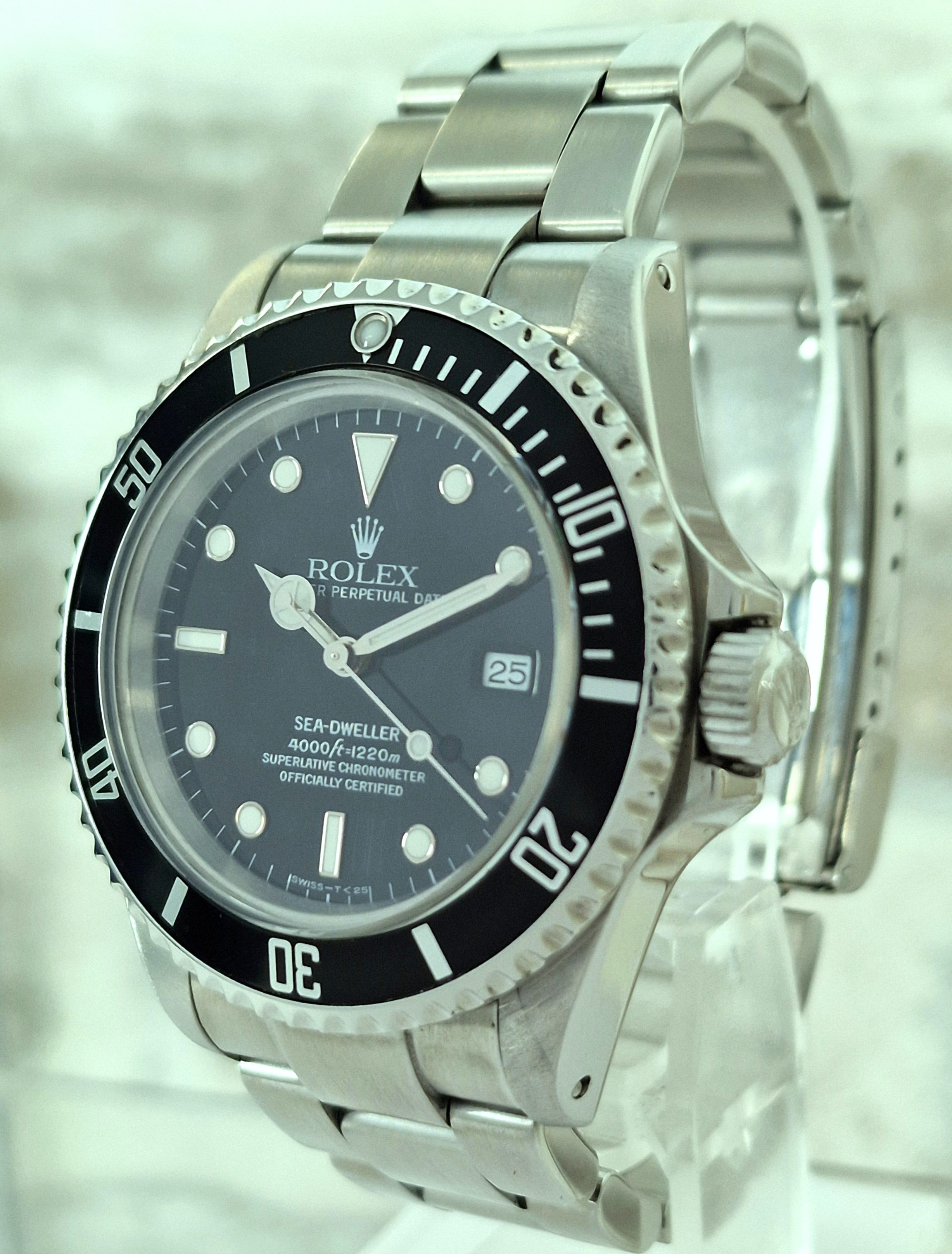 Rolex Sea-Dweller 16600 - Verkocht