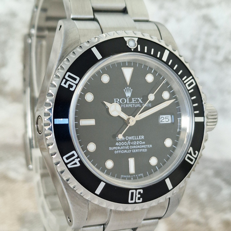 Rolex Sea-Dweller 16600 - Sold
