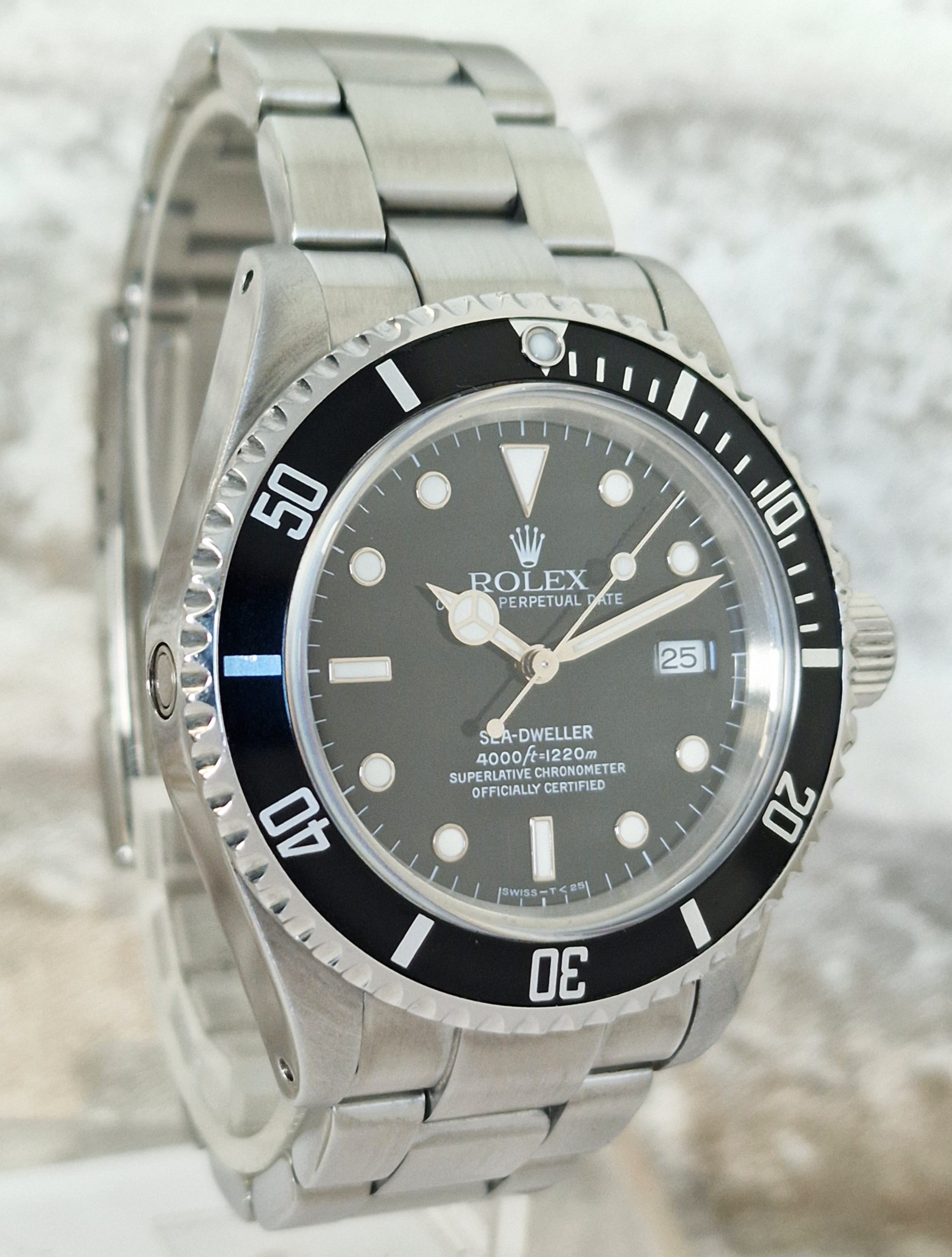 Rolex Sea-Dweller 16600 - Verkocht