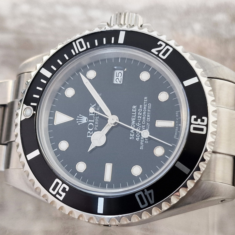 Rolex Sea-Dweller 16600 - Sold