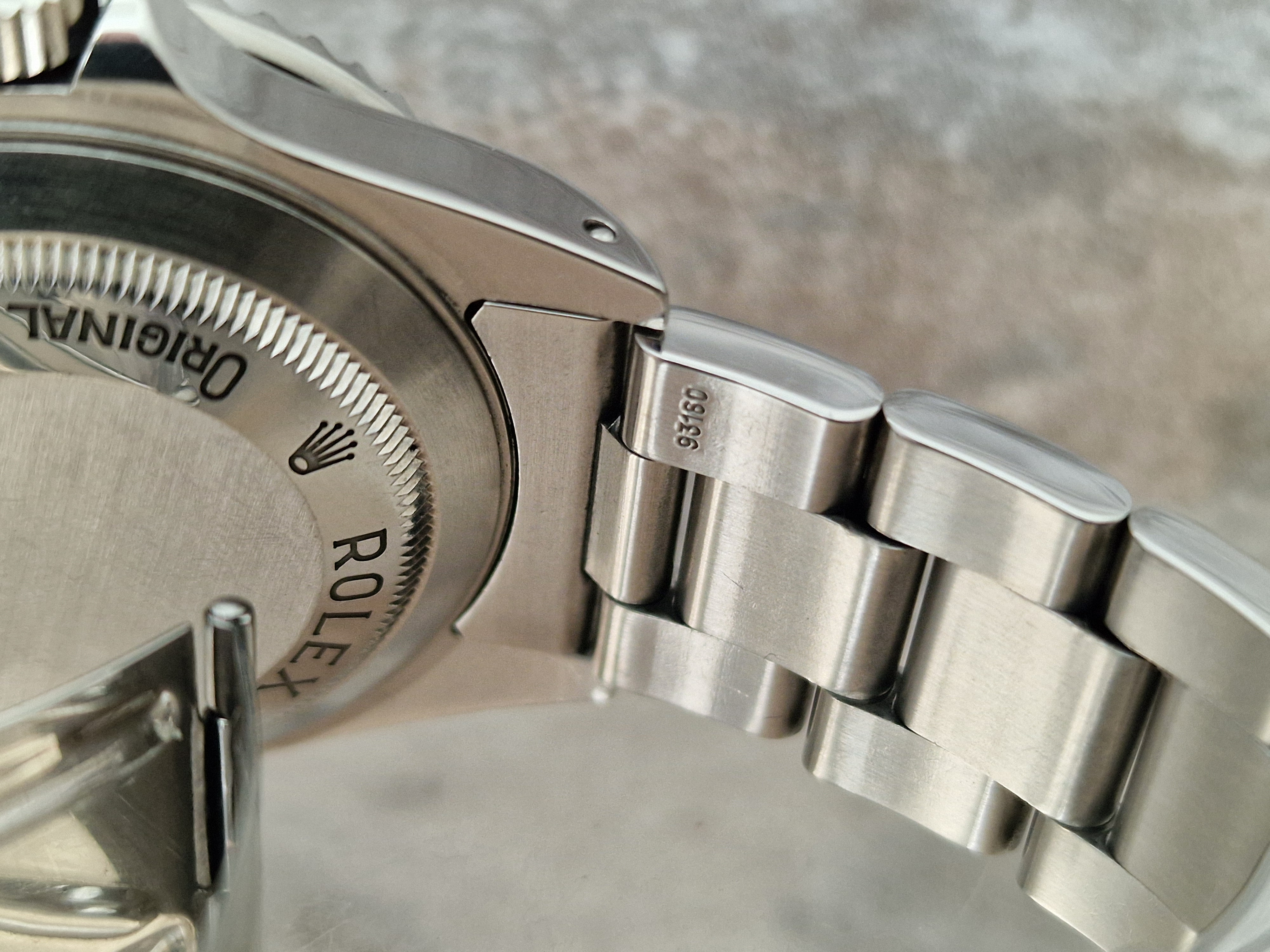 Rolex Sea-Dweller 16600 - Sold