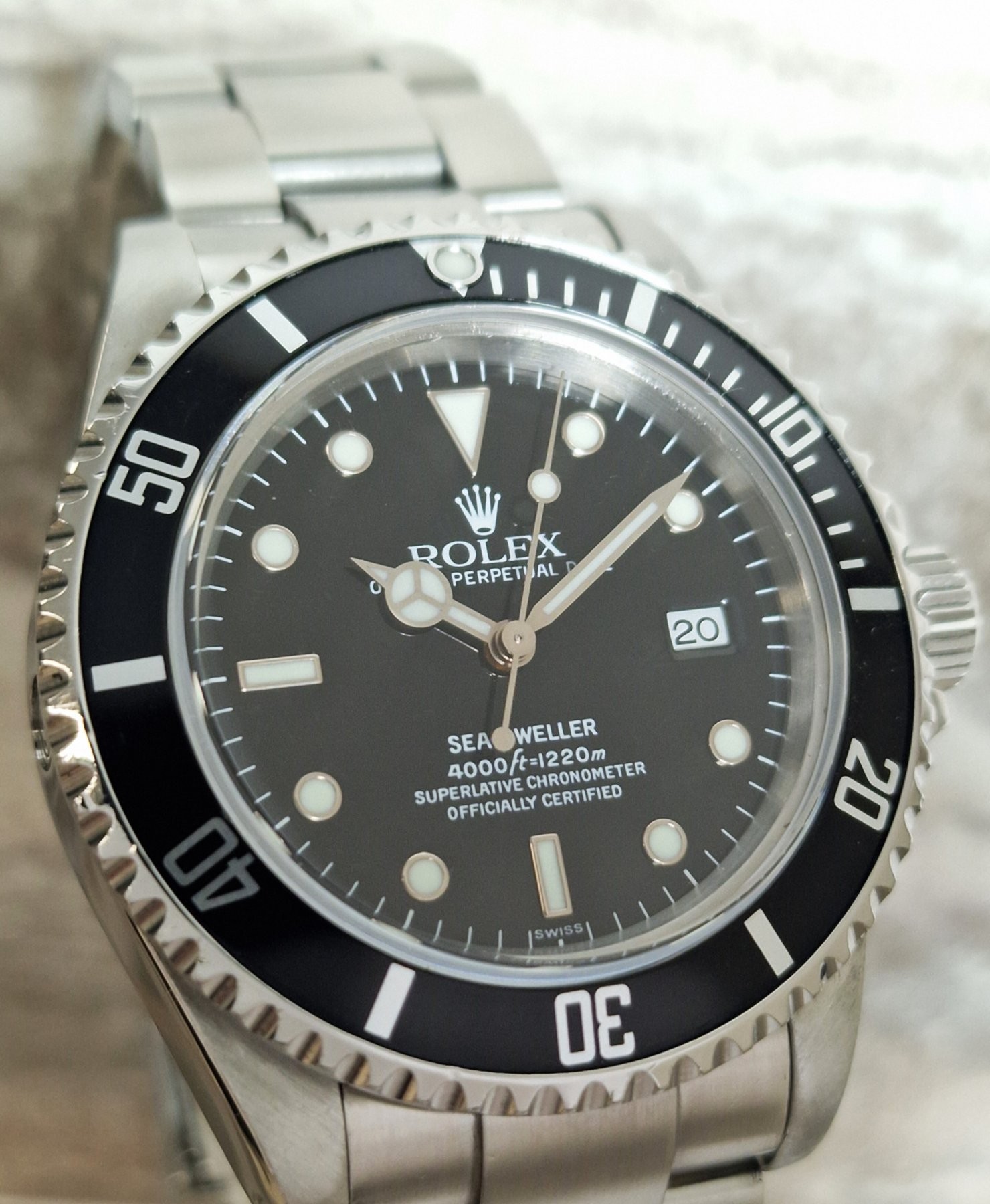 Rolex Sea-Dweller 16600 Full Set - Verkocht Rolex Sea-Dweller 16600 Full Set - Verkocht
